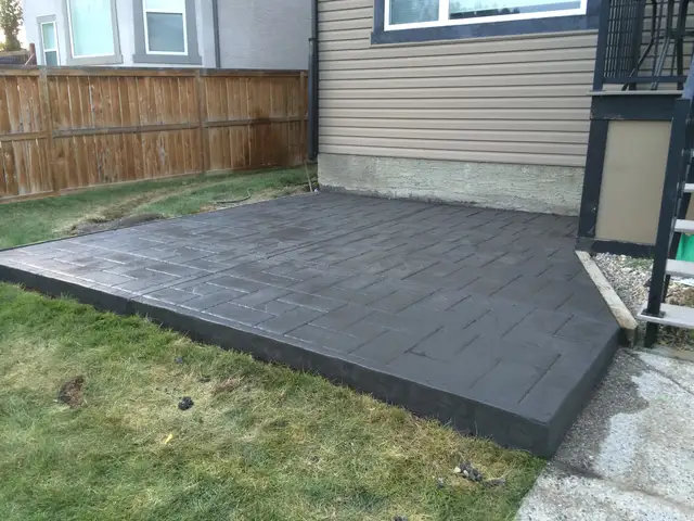Concrete that sets the grade. Lamacraft project photo