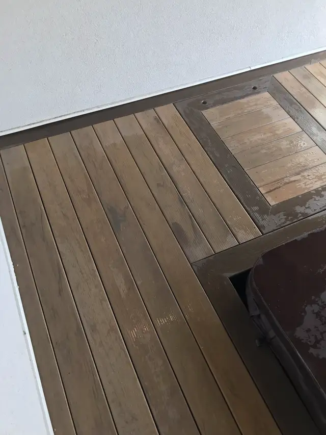 Custom deck project by Lamacraft in Calgary
