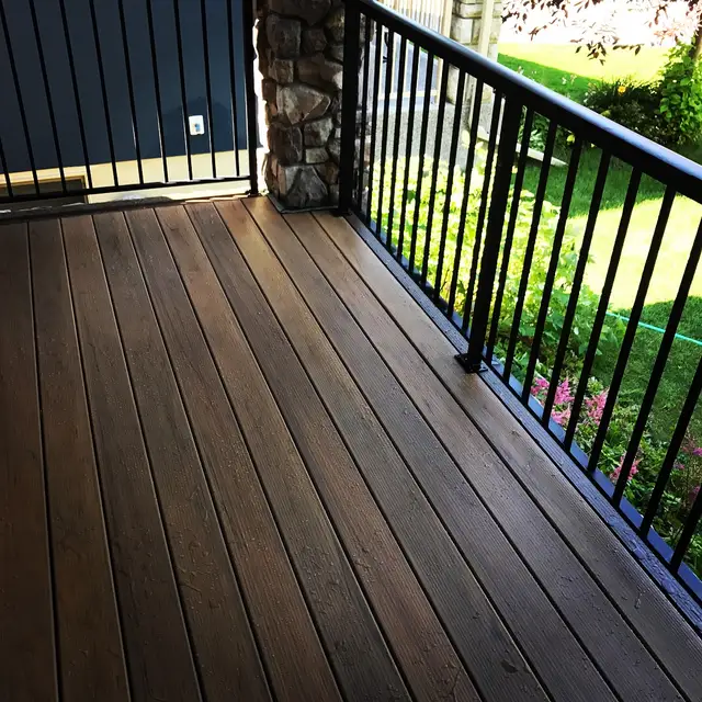 Custom deck project by Lamacraft in Calgary