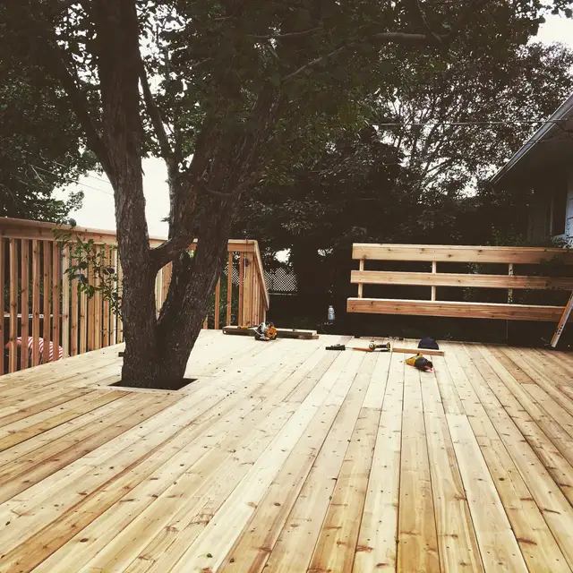 Custom deck project by Lamacraft in Calgary