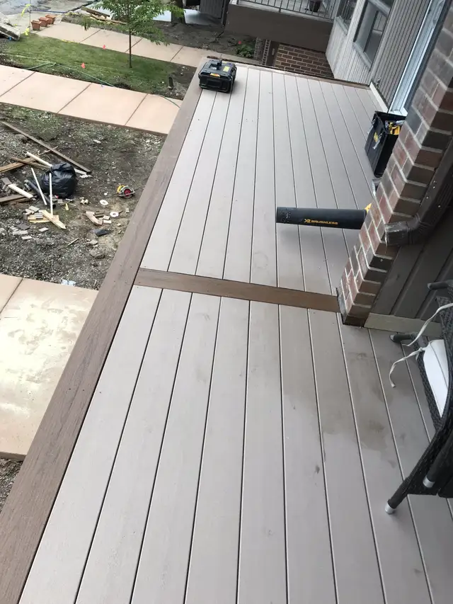 Custom deck project by Lamacraft in Calgary