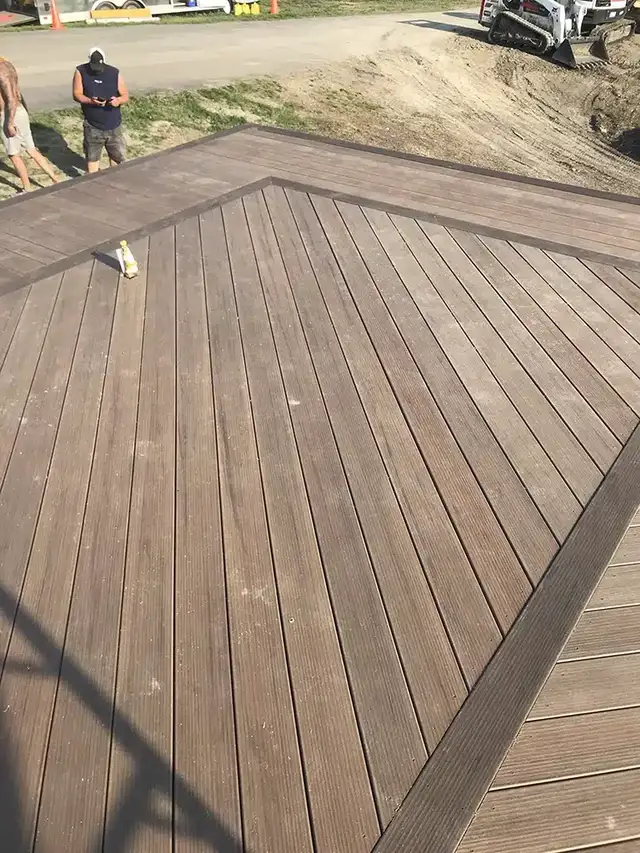 Custom deck project by Lamacraft in Calgary