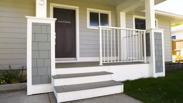 Custom deck project by Lamacraft in Calgary