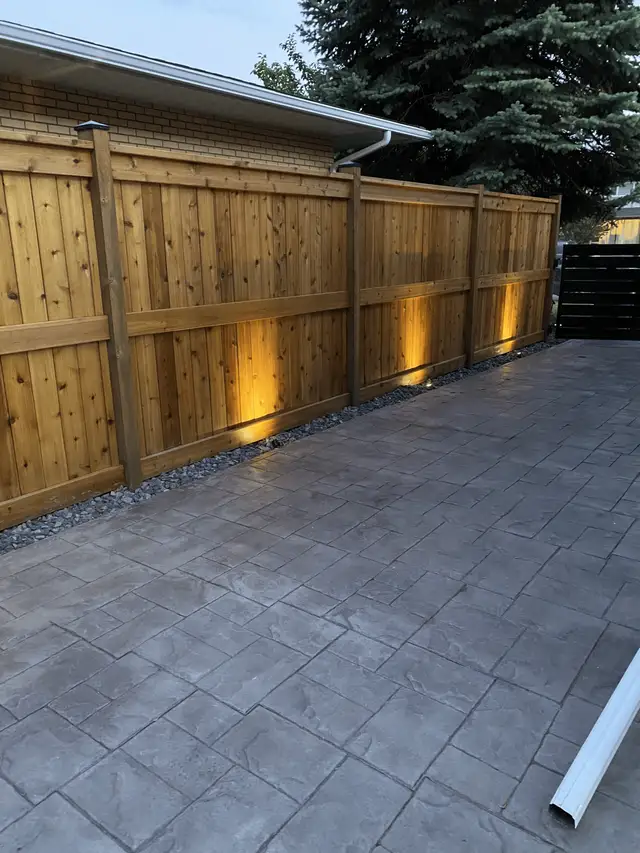 Cedar fence project by Lamacraft in Calgary